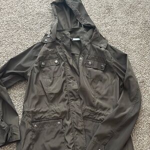 Dark olive green twin jacket Wom xl worn once adjustable waist 26 international